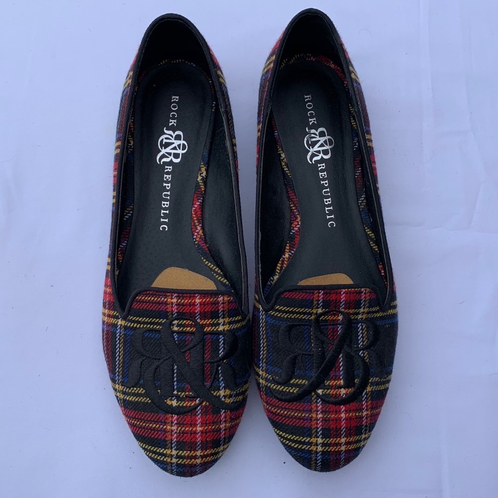 Rock Republic Plaid Flats